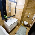 Pupa Mamaia