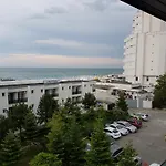 Pupa Mamaia