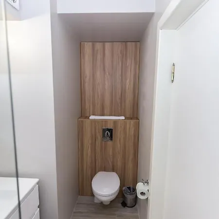Pupa * Mamaia