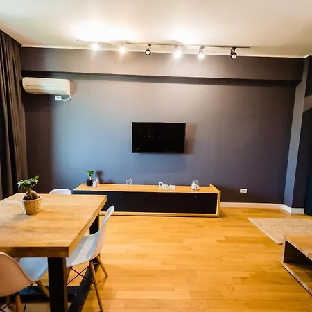 Pupa Apartman *